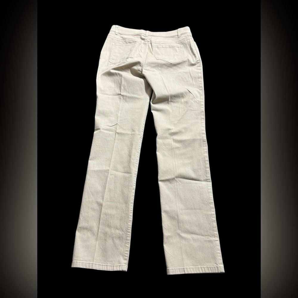 Lafayette 148 New York
Cropped Straight-Leg Denim Jeans size 6 - Picture 4 of 13